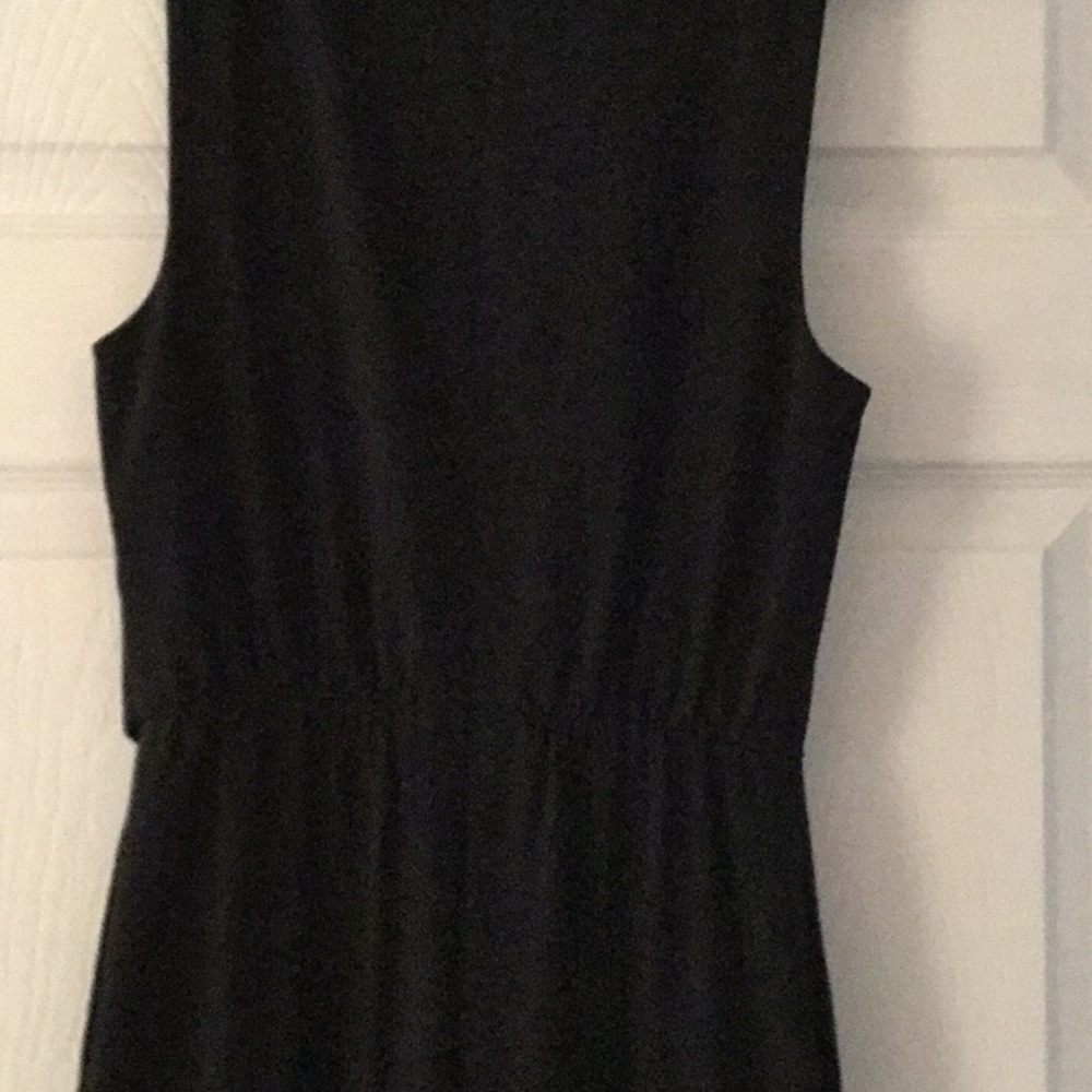 Ali & Jay sleeveless slim asymmetrical jumpsuit - Picture 13 of 16